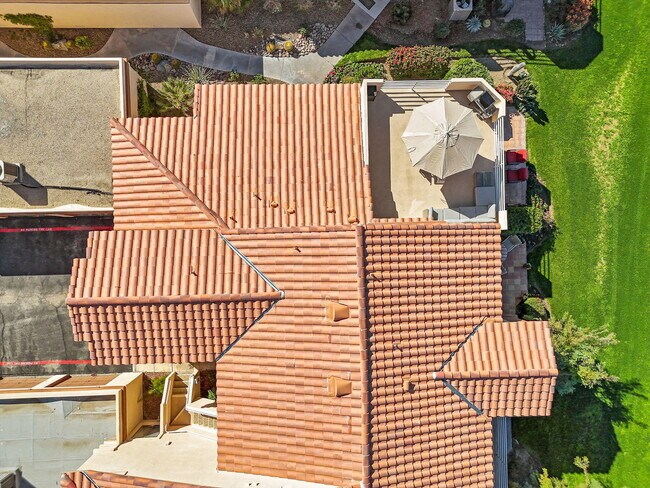 Building Photo - 78145 Crimson Ct