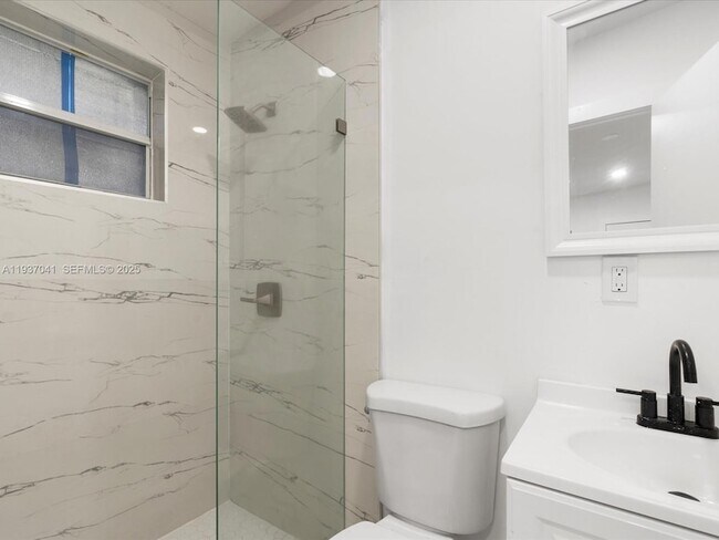 Building Photo - 6318 NW 19th Ct