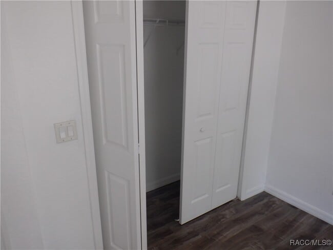 Building Photo - 2002 Silverwood St