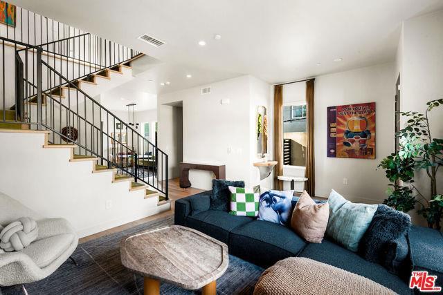 Building Photo - 4211 Ince Blvd