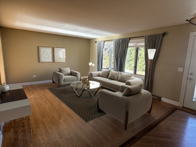 Building Photo - 28W661 Douglas Rd