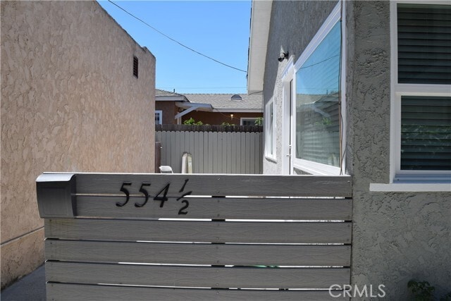 Building Photo - 552 W 22nd St