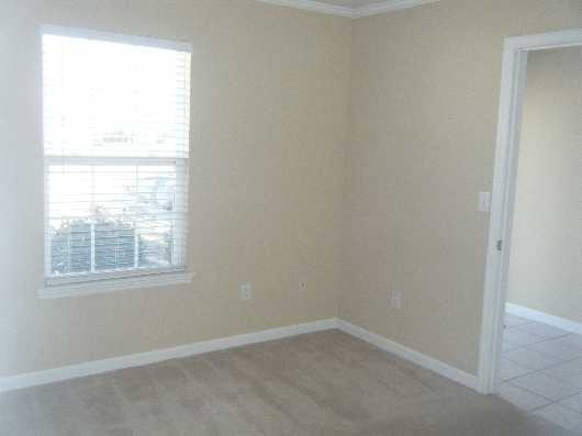 Building Photo - Available Mid August! Centrally Located To...