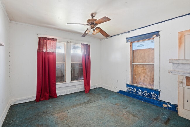 Building Photo - 413 Fulton Ave SW