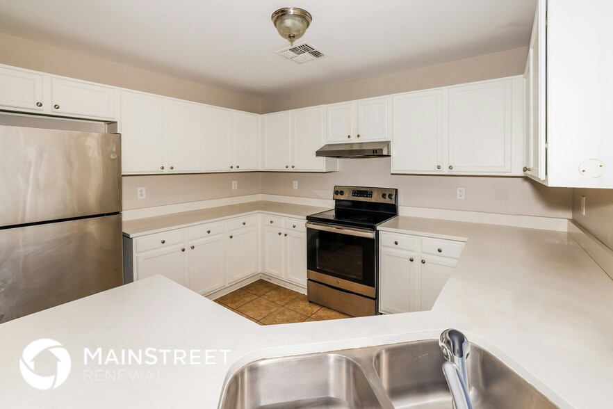Building Photo - 7776 N 55th Dr