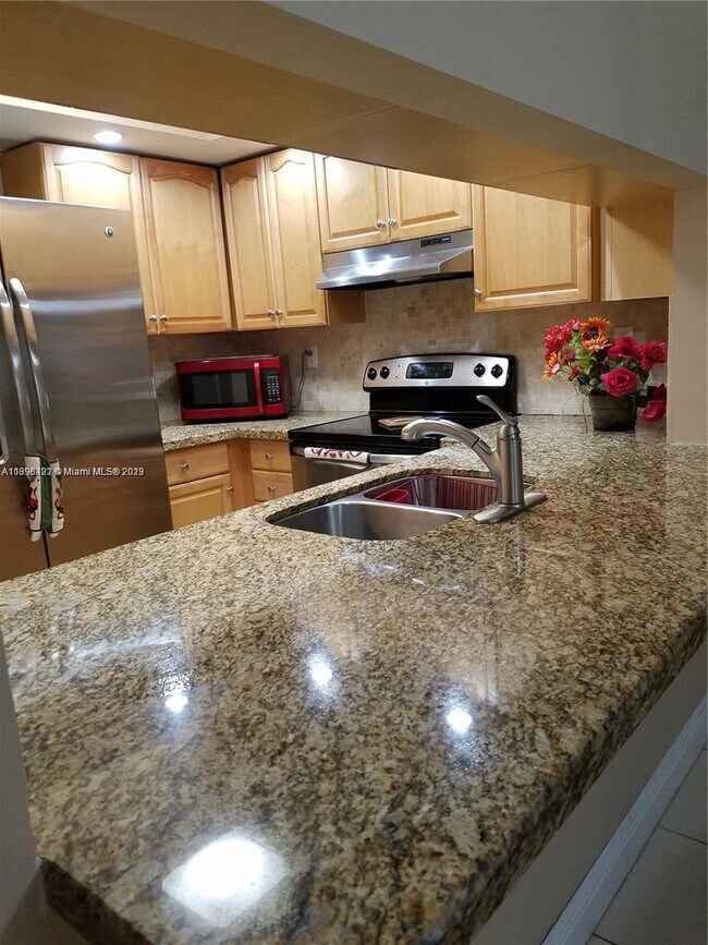 Building Photo - 13240 SW 88th Ln