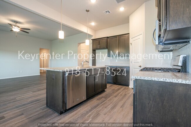 Building Photo - BRAND NEW 4 BEDROOM SIMMONS HOME IN BIXBY!!!