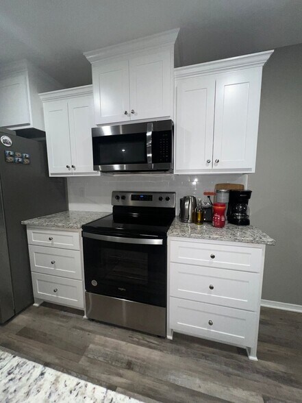 Building Photo - 507 E Mississippi St