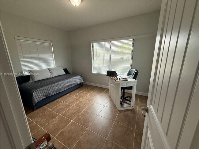 Building Photo - 13232 SW 274th Terrace