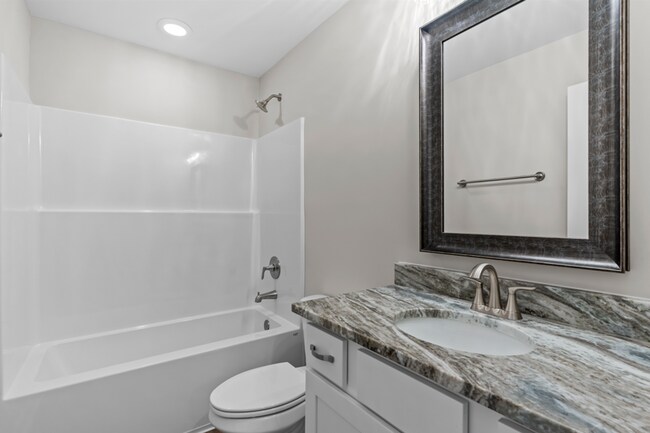 Building Photo - 210 Clifton Dr