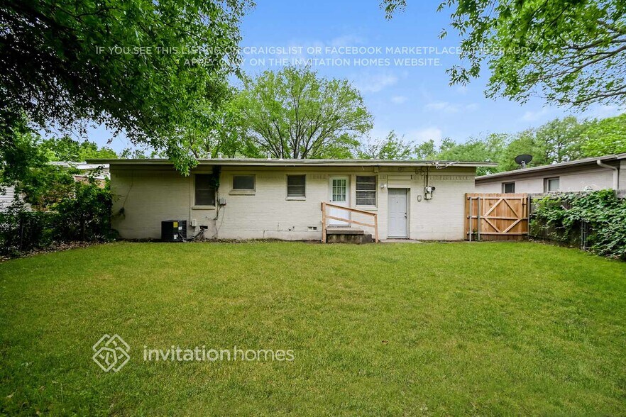 Building Photo - 1501 Juanita Dr