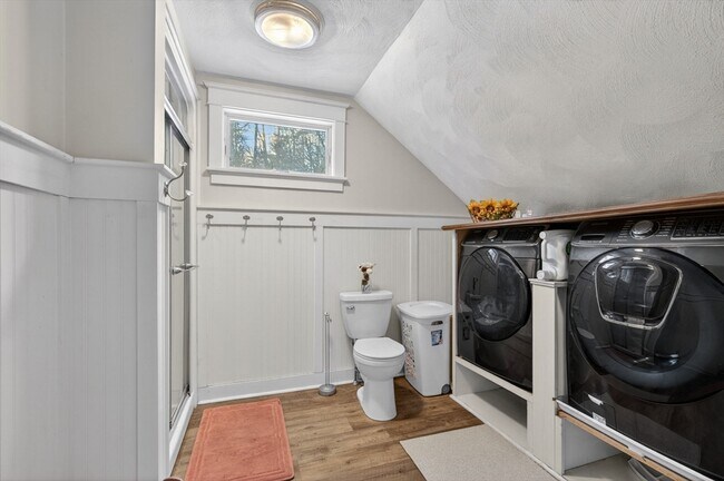 Building Photo - 27 Lower Dam Way