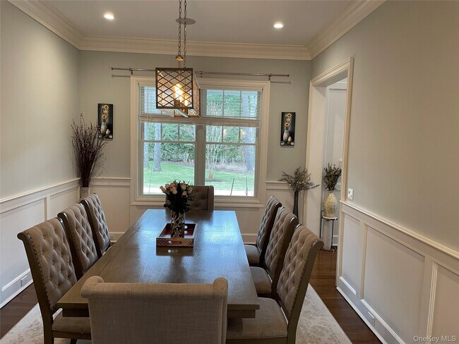 Building Photo - 99 Spinney Rd