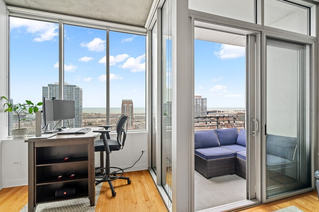 Building Photo - 1720 S Michigan Ave