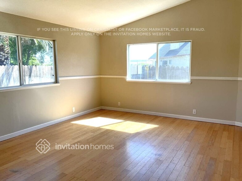 Building Photo - 516 Fortuna Dr