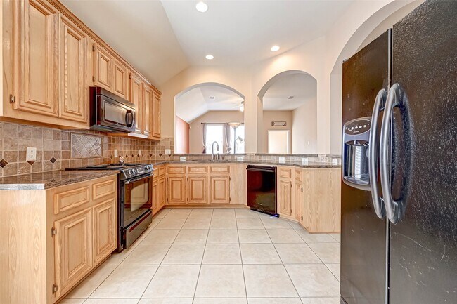 Building Photo - 3403 Sparta Dr