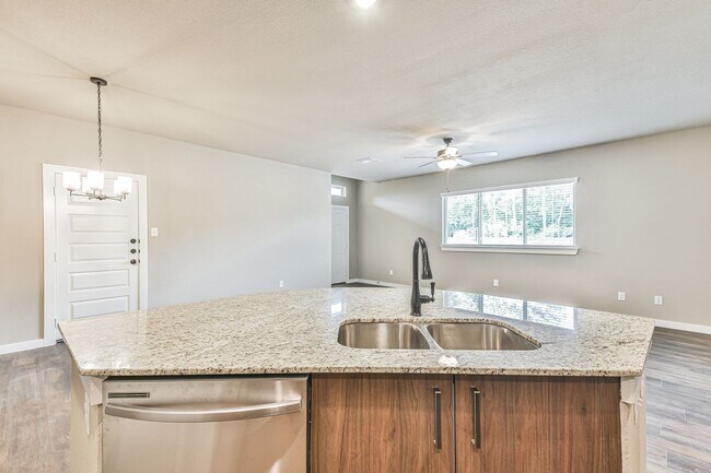 Building Photo - 122 Wickersham