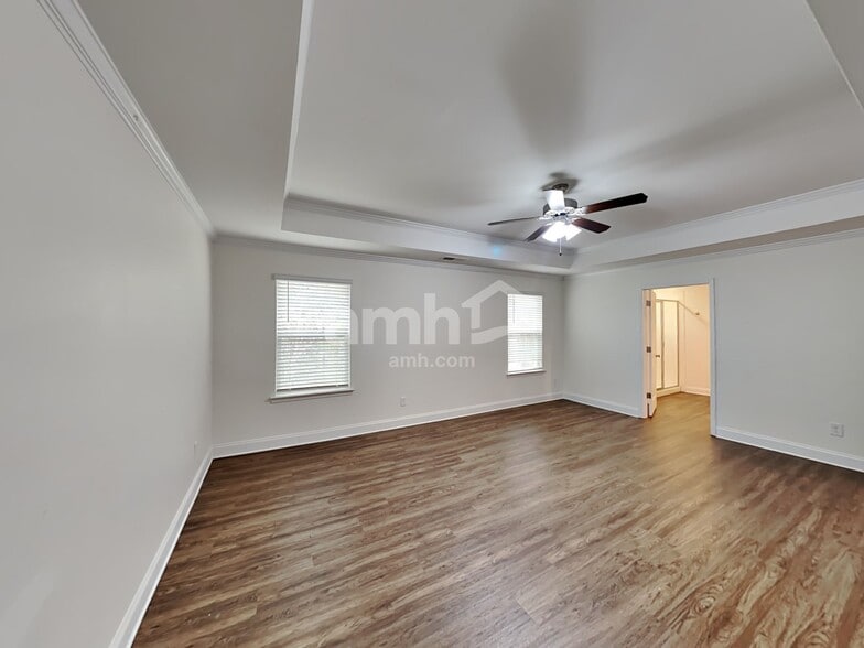 Building Photo - 103 Kirk Dr