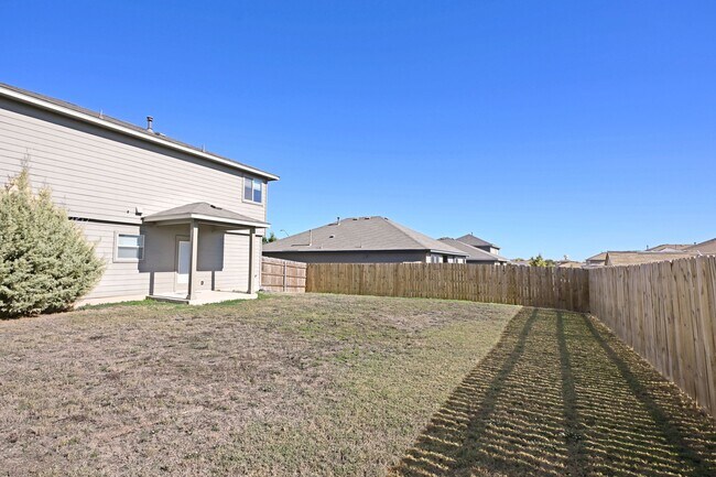 Building Photo - 2510 Diamondback Trail