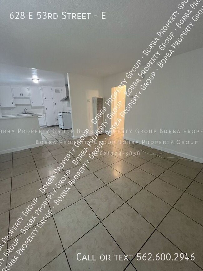 Building Photo - ** CHARMING 2-BEDROOM 1-BATH IN A GATED CO...