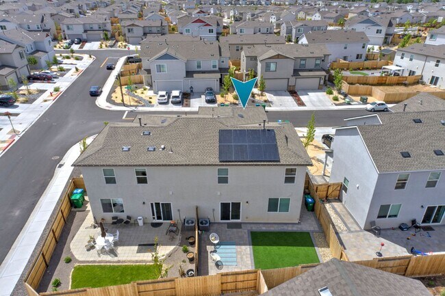 Building Photo - Terrific 4 bedroom available for rent - Al...