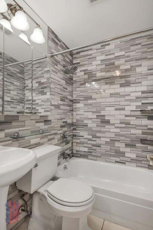Building Photo - 252 Mott St