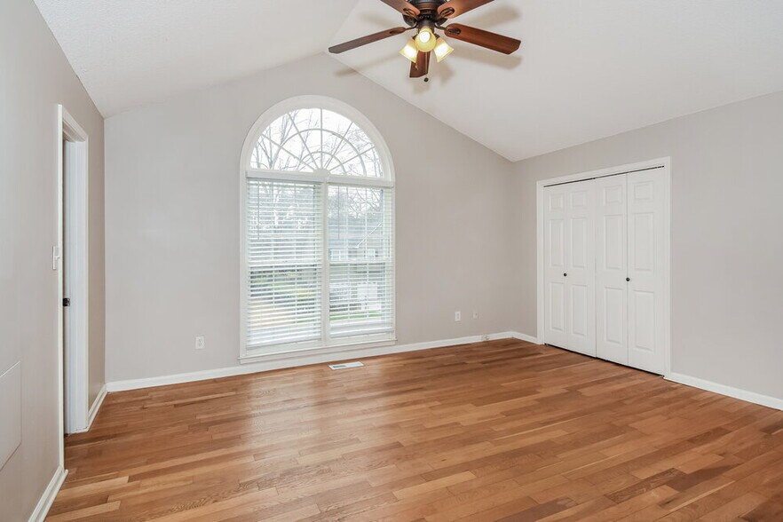 Building Photo - 3604 Spring Leaf Ln