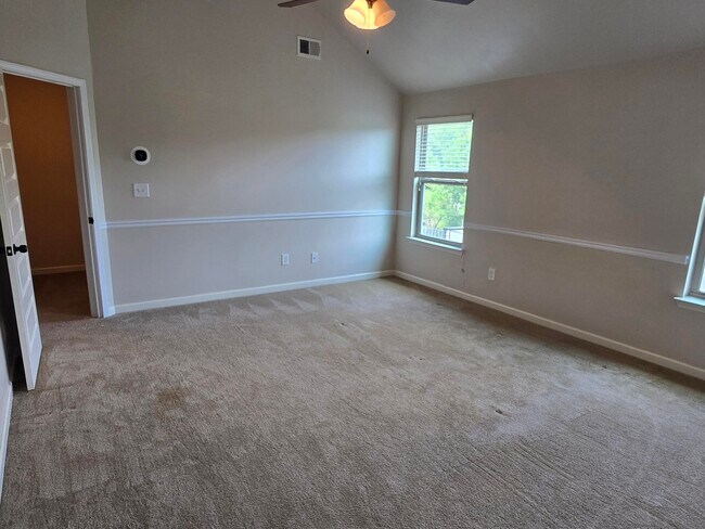 Building Photo - 4416 Grove Landing Dr
