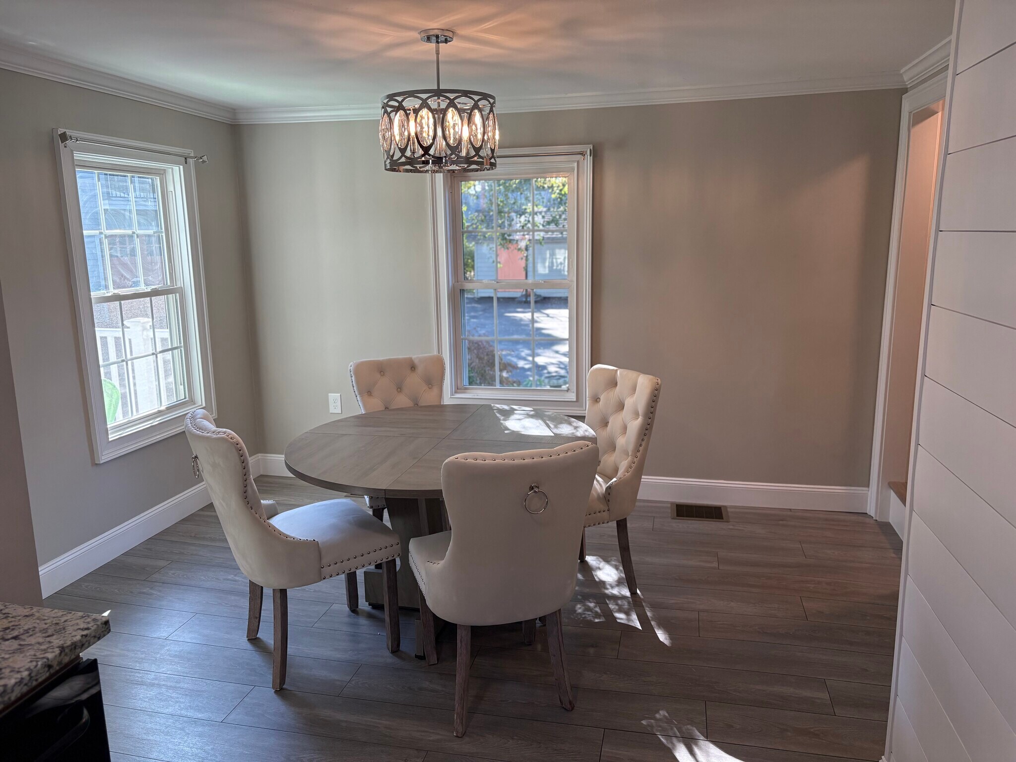 Building Photo - 11 Post Rd