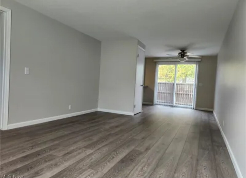 Building Photo - 1651 Mentor Ave