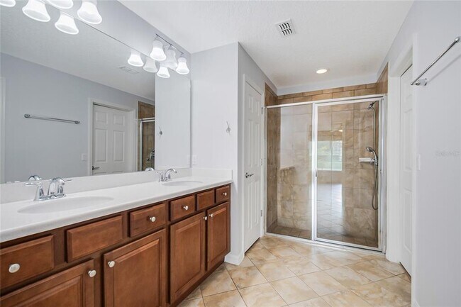 Building Photo - 12126 Tripletail Ln