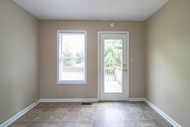 Building Photo - 1629 Hannibal Dr