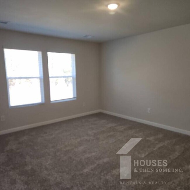 Building Photo - 185 Vickery Rd