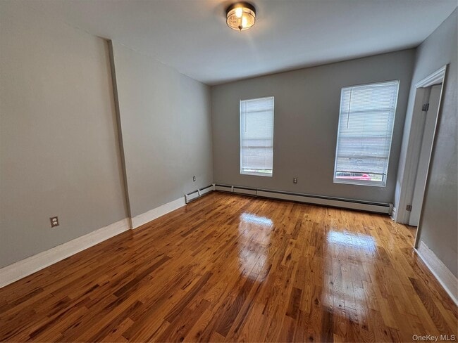 Building Photo - 39 Avoca St