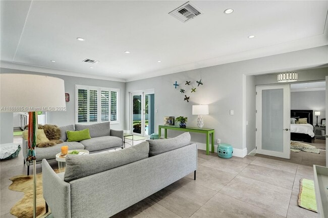 Building Photo - 4705 Granada Blvd