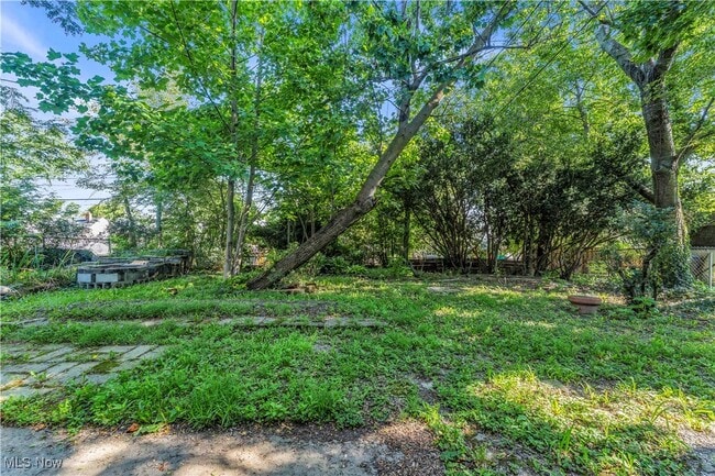 Building Photo - 3460 Hetzel Dr