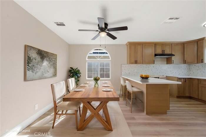 Building Photo - 876 Telamon Ln