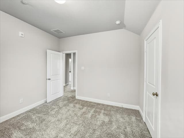 Building Photo - 213 Suma Dr