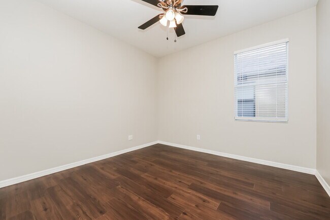 Building Photo - 9707 Patrician Dr