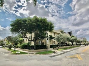Building Photo - 110 Salamanca Ave