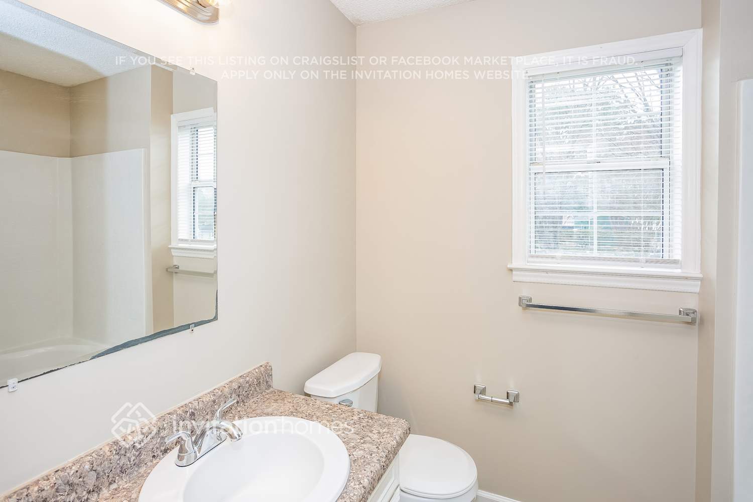 Building Photo - 5014 Alexis Dr