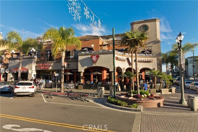 Building Photo - 17162 Pacific Coast Hwy