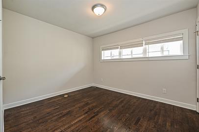 Building Photo - 215 S Gardner Ave