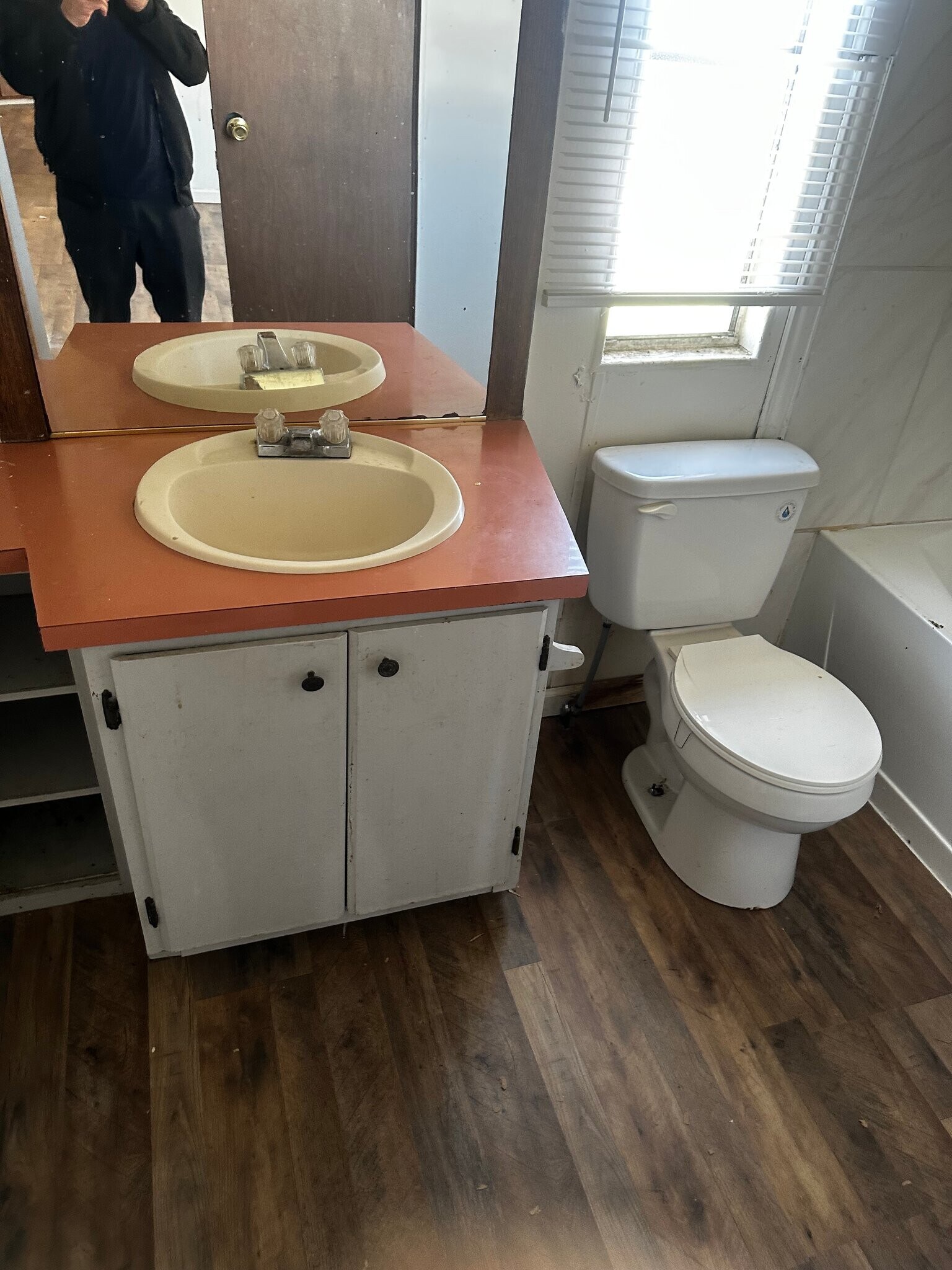 Building Photo - 75 R M Wy