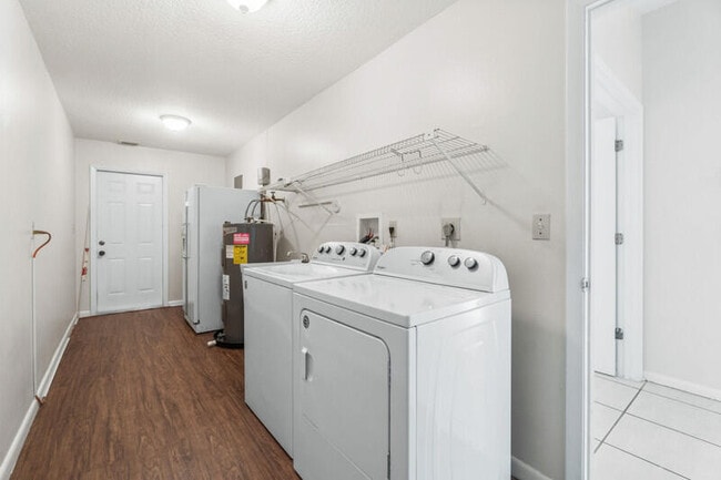 Building Photo - 13485 Orchid Ct