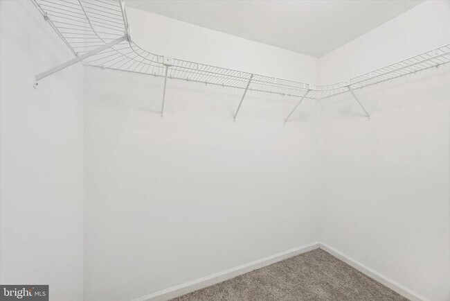 Building Photo - 253 Miley Rd