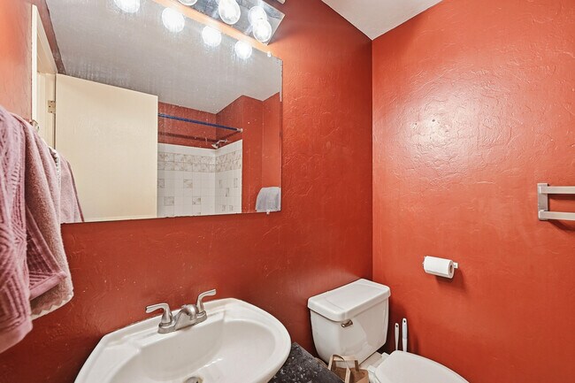 Building Photo - 17206 W 15th Pl