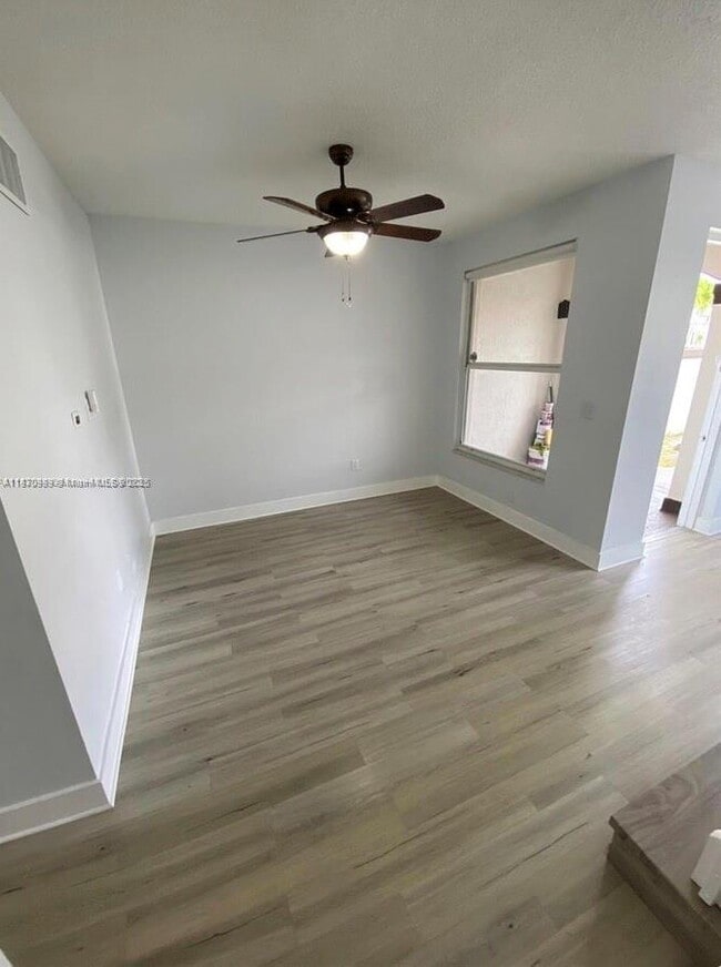Building Photo - 8755 SW 152nd Ave