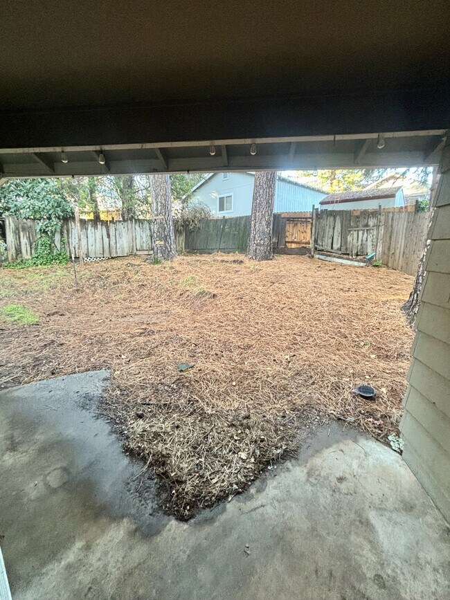 Building Photo - 297 Cornwall Ave