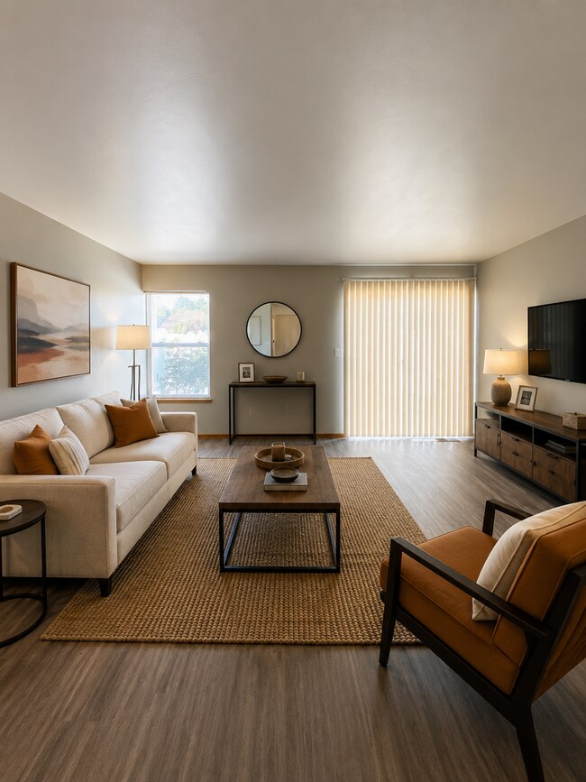 Building Photo - Chill, Grill and Relax! 2bd 2bath Duplex in Yakima!